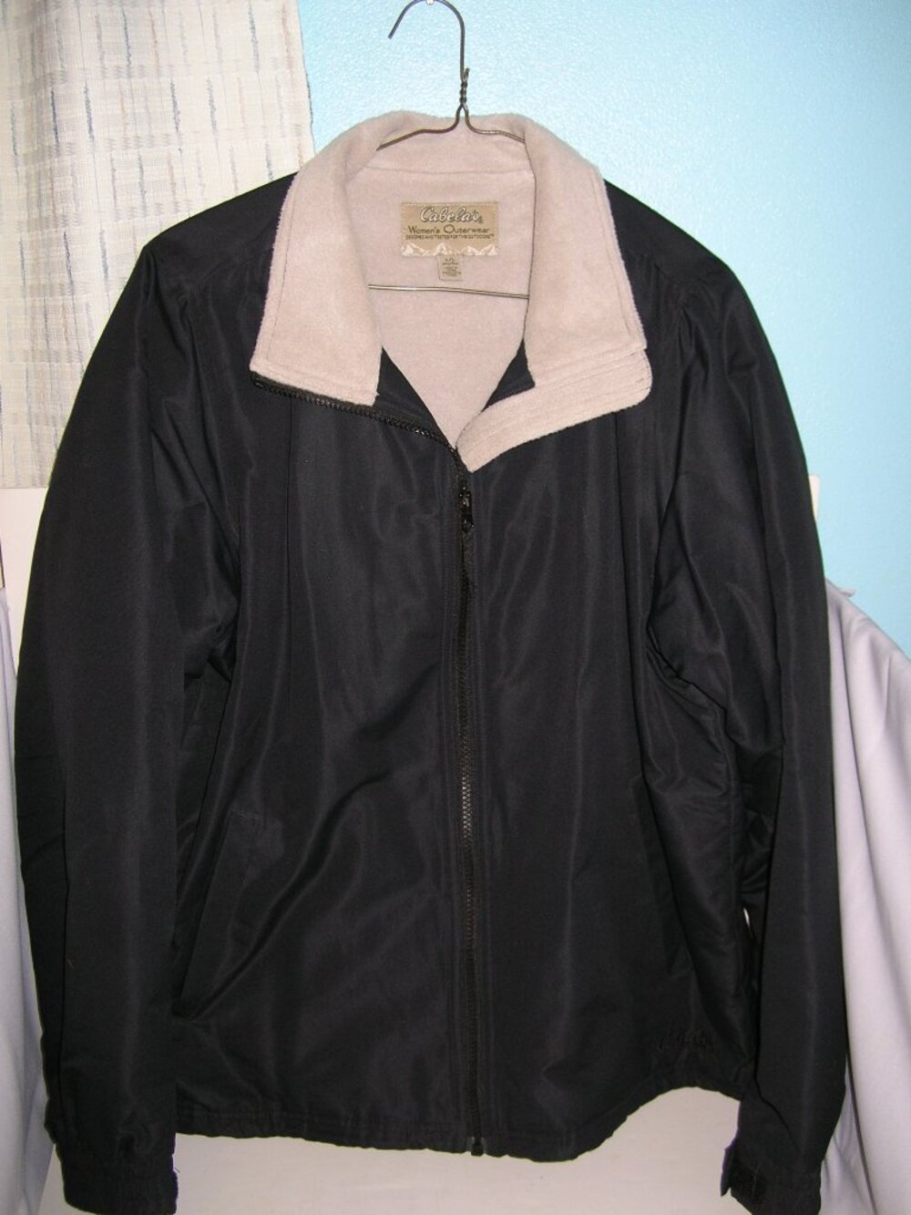 Women's Black Tan Lined Jacket Cabela's Large Worn Twice Zipper Front Pockets 57